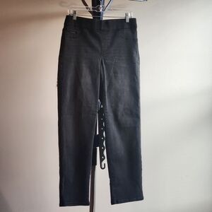 Nine West NWT pull on black pant size 8